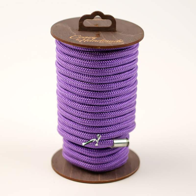 Фото Веревка нейлоновая Crazy Handmade для шибари на катушке фиолетовая 10м